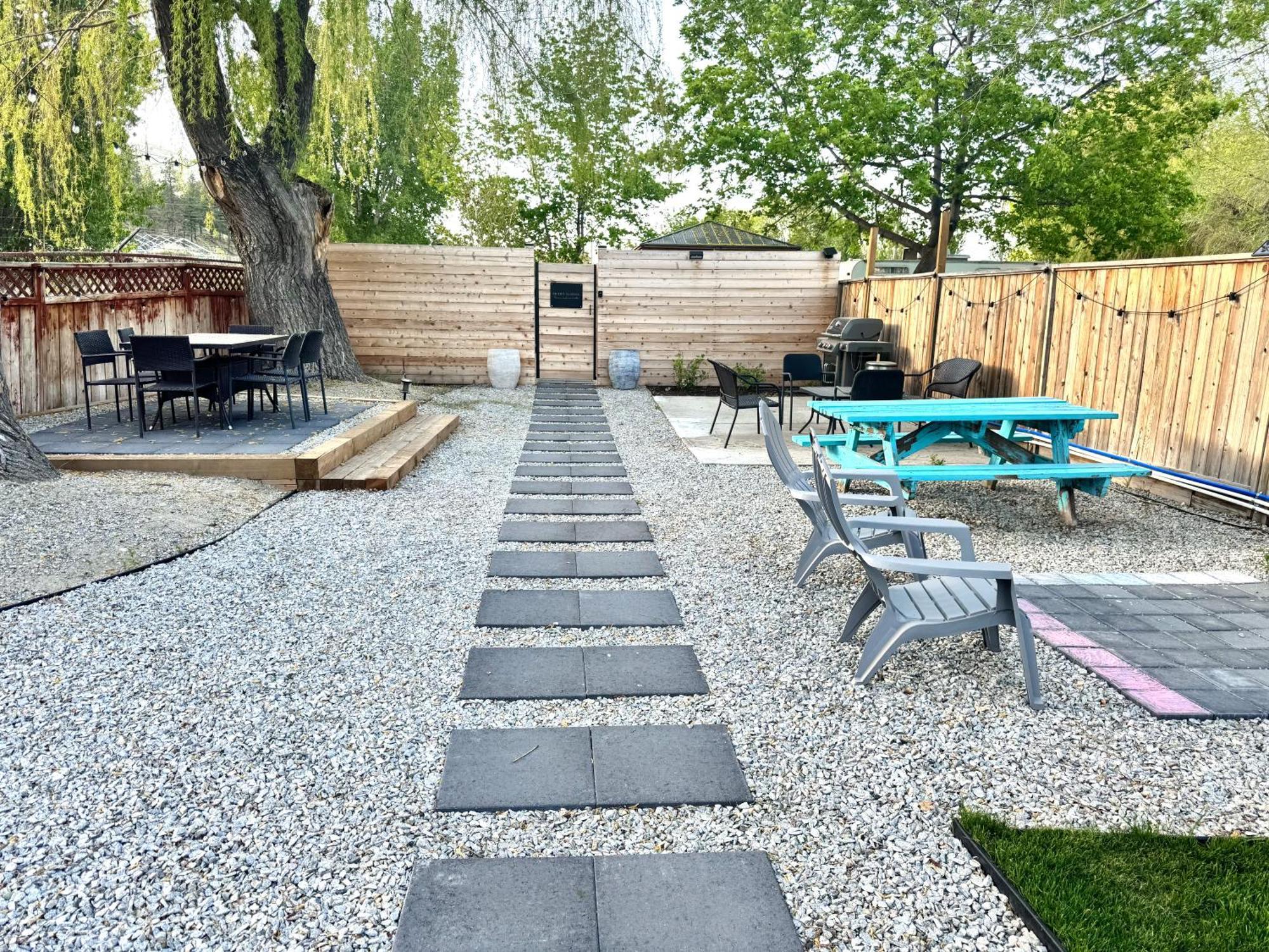 Lakeside Villa & Nordic Spa Penticton Ngoại thất bức ảnh